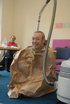 Vacuum-packed presenter